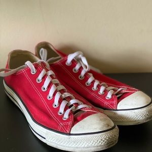 Converse Low top shoes- Red